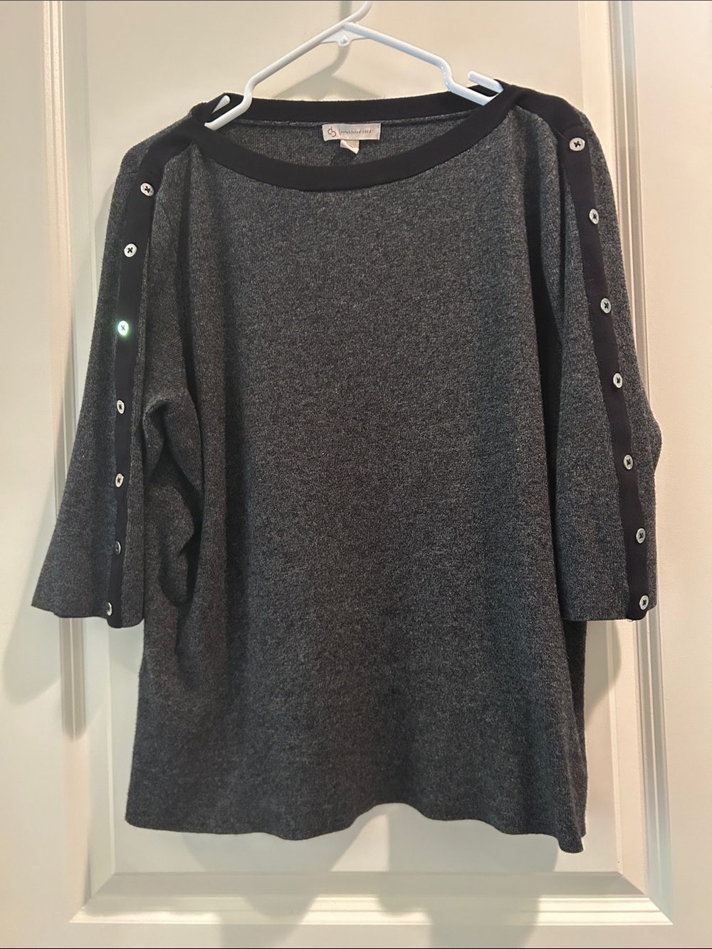 Db Established 1962 Pullover Button Trim Knit Top 3/4 sleeve in Charcoal size 2X